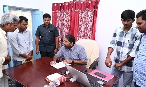 ‘మనఊరు మనబడి’ పనులు త్వరగా పూర్తి చేయండి: కలెక్టర్ కోయ శ్రీ హర్ష