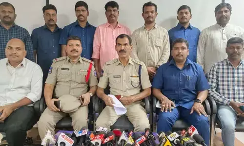 నిషేధిత డ్రగ్స్​, గంజాయి సరఫరా చేస్తున్న నిందితుల రిమాండ్​..