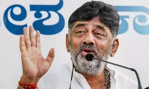PCC చీఫ్‌కు తృటిలో తప్పిన పెను ప్రమాదం.. ఊపిరి పీల్చుకున్న కాంగ్రెస్ శ్రేణులు