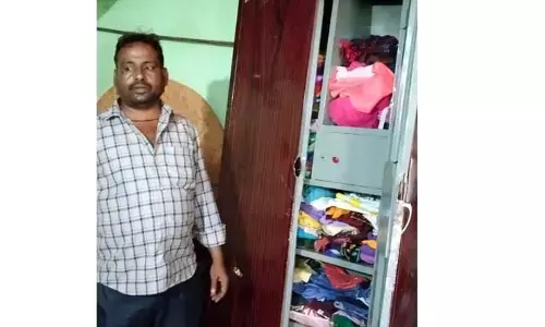 పాలెంలో ఓ ఇంట్లో చోరీ.. నగదు, బంగారం అపహరణ