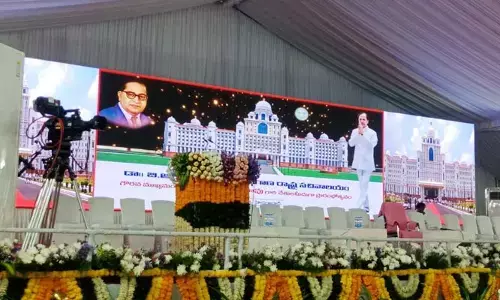 కొత్త సెక్రటేరియట్‌లో మీడియాపై ఆంక్షలు..! ఓపెనింగ్ రోజూ లిమిటెడ్ పాసులు.. జర్నలిస్టు సంఘాల ఆగ్రహం
