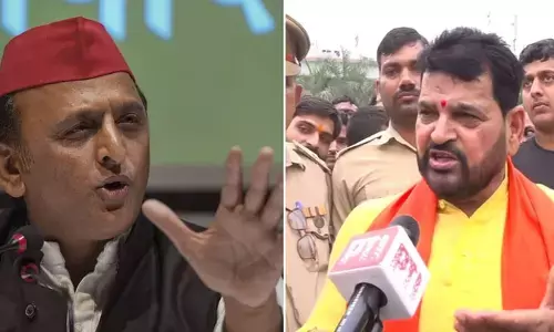 అఖిలేష్ యాదవ్‌కు నిజం తెలుసు: WFI చీఫ్