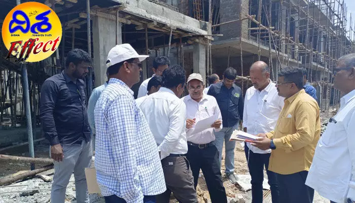 ఒర్రకుంట అక్రమణలపై కదిలొచ్చిన అధికారులు : దిశ కథనానికి స్పందన ఒర్రకుంట అక్రమణలపై కదిలొచ్చిన అధికారులు : దిశ కథనానికి స్పందన
