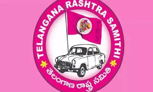 విపక్ష పార్టీ నుంచి ఆఫర్.. త్వరలో బీఆర్ఎస్‌కు ఆ ఎమ్మెల్సీ ఝలక్!