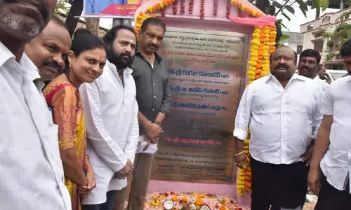 అన్ని వర్గాలకు చేయూతనివ్వడమే ప్రభుత్వ లక్ష్యం : మంత్రి గంగుల కమలాకర్