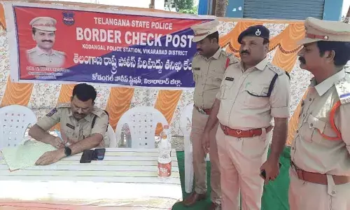 కర్ణాటక బార్డర్ చెక్ పోస్ట్ ను సందర్శించిన ఎస్పీ ఎన్ కోటిరెడ్డి..