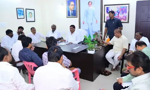అభివృద్ధి పనుల్లో వేగం పెంచాలి : ఎమ్మెల్యే గూడెం మహిపాల్ రెడ్డి