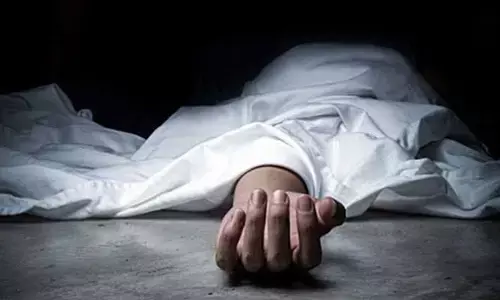 రైలుకింద పడి ఒకరి మృతి