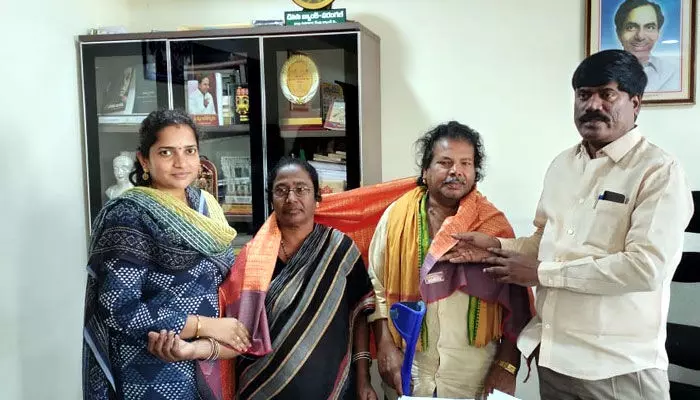 తెలంగాణ సర్కార్ కీలక నిర్ణయం.. ‘బలగం’ మొగిలయ్యకు ఆ స్కీం వర్తింపు తెలంగాణ సర్కార్ కీలక నిర్ణయం.. ‘బలగం’ మొగిలయ్యకు ఆ స్కీం వర్తింపు