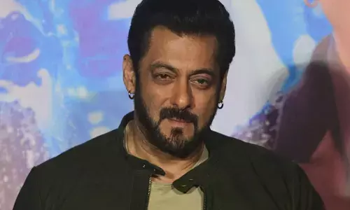 బాలీవుడ్ స్టార్ హీరో సల్మాన్ ఖాన్ ఇంట్లో తీవ్ర విషాదం.. ఎమోషనల్ పోస్ట్ వైరల్