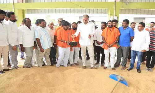 రైతులకు సీఎం కేసీఆర్ అండ.. మంత్రి హరీశ్ రావు