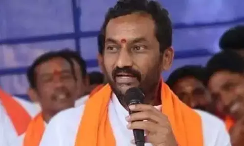 బెదిరింపు కాల్స్ వస్తున్నాయి.. భద్రత పెంచండి : రఘునందన్ రావు