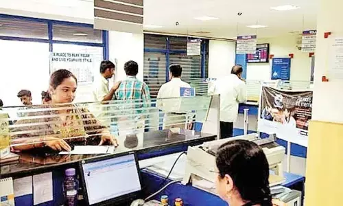 గుడ్‌న్యూస్: ఈ ఉద్యోగులకు వారానికి రెండు రోజులు సెలవులు!