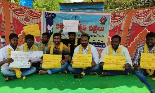 అర్హులైన జర్నలిస్టులకు ఇండ్లు, ఇళ్ల స్థలాలు కేటాయించండి..