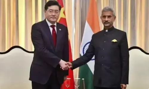 చైనా మంత్రి క్విన్‌తో విదేశాంగ మంత్రి జైశంకర్ భేటీ..