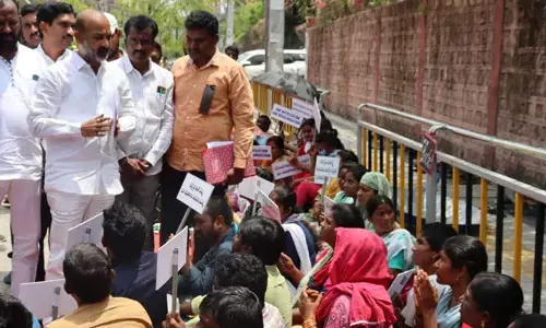 సీఎం కేసీఆర్ కు పట్టపగలే చుక్కలు చూపిస్తాం : బీజేపీ రాష్ట్ర అధ్యక్షుడు, ఎంపీ బండి సంజయ్