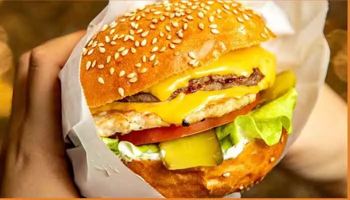 McDonald burger | మెక్ డొనాల్డ్స్ రూ.5 కోట్ల జరిమానా.. బర్గర్‌ ఆర్డర్ చేసిన కస్టమర్ ఏం చేశాడంటే?