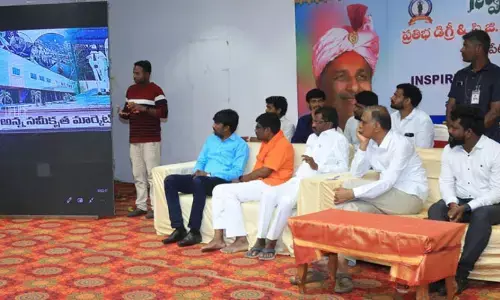 తల్లిదండ్రులను వృద్ధాశ్రమంలో ఉంచే సంస్కృతి మంచిది కాదు : మంత్రి హరీష్ రావు