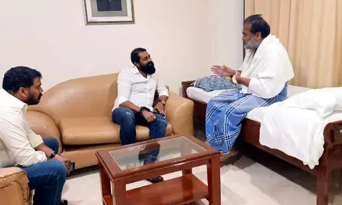వైఎస్ కుటుంబం నుంచి మరో యువనేత పాలిటిక్స్‌లోకి..