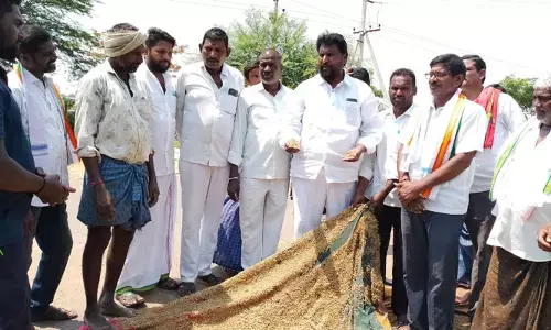 విమర్శలు కాదు.. భాధ్యతను గుర్తు చేస్తున్నాం : డీసీసీ అధ్యక్షుడు అడ్లూరి లక్ష్మణ్ కుమార్