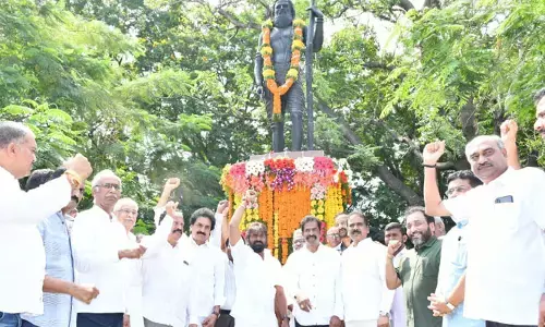 మన్యం వీరుడు అల్లూరి పోరాటం స్ఫూర్తిదాయకం: మంత్రి శ్రీనివాస్ గౌడ్