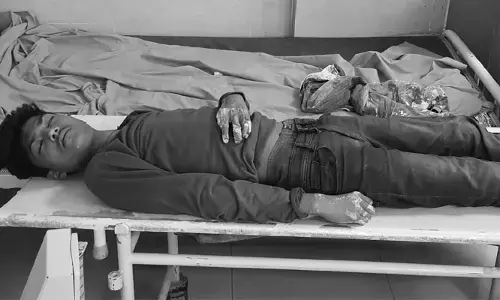 విద్యుదాఘాతంతో యువకుడి మృతి