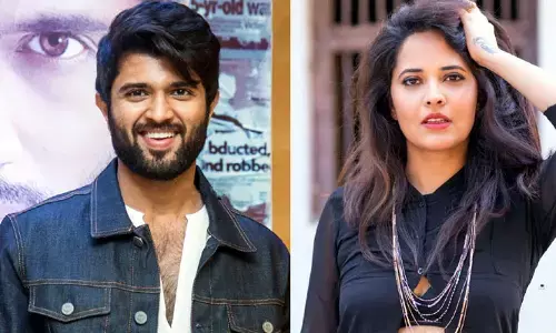 విజయ్ దేవరకొండ అనసూయ భర్తను కొట్టాడా? అందుకేనా ఈ రివేంజ్