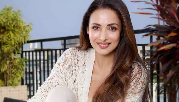 Malaika Arora: మలైకా అరోరా శృంగారం లేకుండా ఉండలేదు: సంధు ట్వీట్ వైరల్ Malaika Arora: మలైకా అరోరా శృంగారం లేకుండా ఉండలేదు: సంధు ట్వీట్ వైరల్