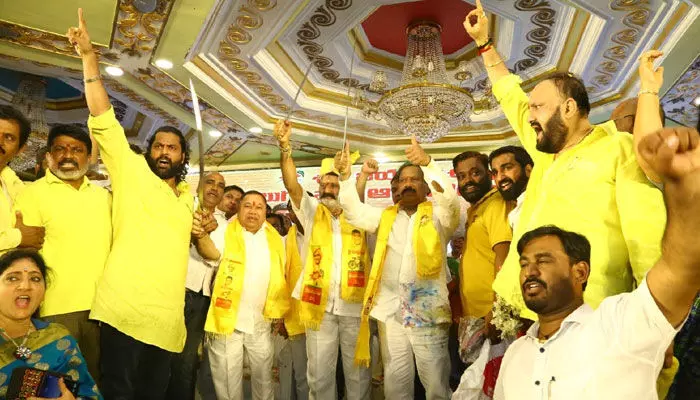 ఎన్టీఆర్ హయాంలోనే పేదలకు ఆహారభద్రత ఎన్టీఆర్ హయాంలోనే పేదలకు ఆహారభద్రత