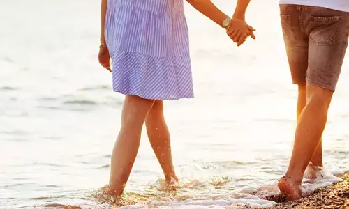 తెల్లవారితే పెళ్లి.. అక్క భర్తతో పెళ్లి కూతురు జంప్