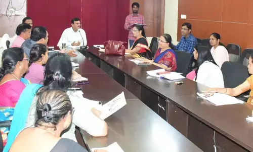 వైద్యులు అంకితభావంతో పని చేయాలి : కలెక్టర్ డాక్టర్ శరత్