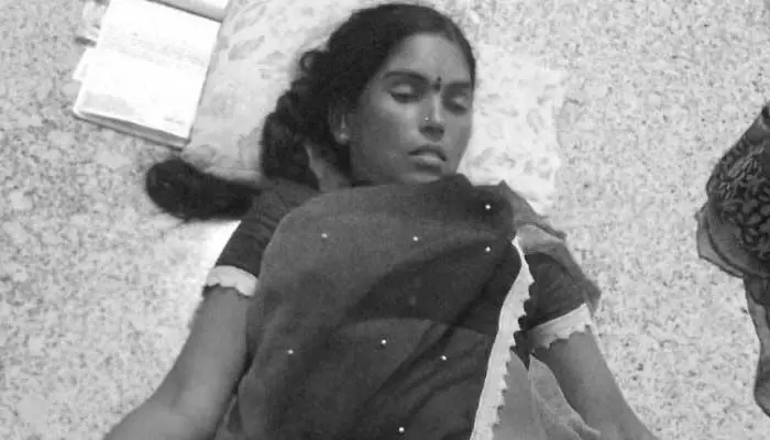 భర్త వేధింపులు భరించలేక భార్య ఆత్మహత్య.. భర్త వేధింపులు భరించలేక భార్య ఆత్మహత్య..