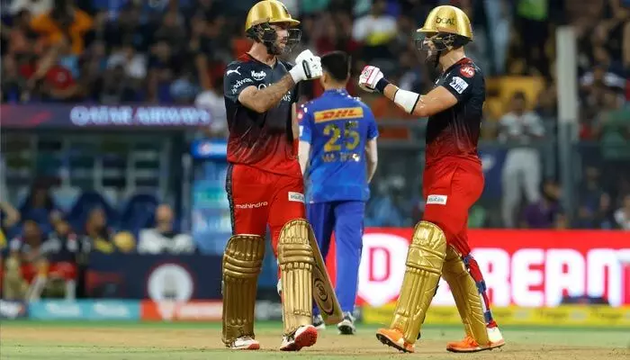 IPL 2023: డుప్లెసిస్, మ్యాక్స్వెల్ మెరుపులు.. ముంబై టార్గెట్ ఇదే IPL 2023: డుప్లెసిస్, మ్యాక్స్వెల్ మెరుపులు.. ముంబై టార్గెట్ ఇదే