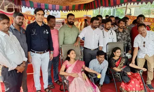 సన్ రైజ్ చారిటబుల్ ట్రస్టు ఆధ్వర్యంలో బ్లడ్ డొనేషన్ క్యాంప్