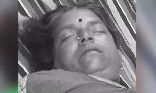 పిడుగుపాటుకు మహిళ మృతి