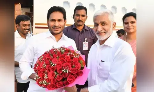 మహాకుంభాభిషేక మహోత్సవానికి ముఖ్యమంత్రికి ఆహ్వానం