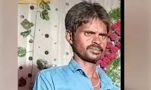 అప్పుల బాధ తాళలేక వ్యక్తి ఆత్మహత్య