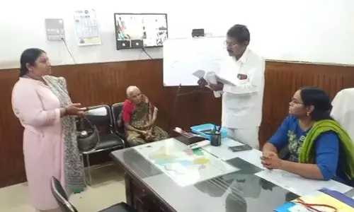 రైతుబంధు ఇప్పిస్తానంటూ ఎకరం భూమి అక్రమ రిజిస్ట్రేషన్