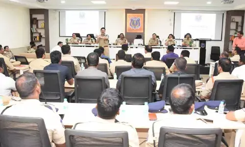 ప్రజలు ధైర్యంగా ఉన్నపుడే పోలీసులు సక్సెస్: CP డీఎస్ చౌహాన్