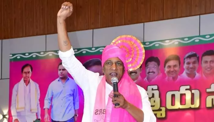 కాంగ్రెస్, బీజేపీ పార్టీలు సింగిల్ డిజిట్ కే పరిమితం: మంత్రి మల్లారెడ్డి కాంగ్రెస్, బీజేపీ పార్టీలు సింగిల్ డిజిట్ కే పరిమితం: మంత్రి మల్లారెడ్డి