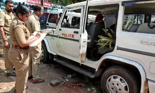 ట్రీట్మెంట్ కోసం తీసుకొస్తే డాక్టర్⁬నే చంపేశాడు