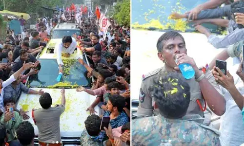 ఇందుకే కదా పవన్ కల్యాణ్‌ను ఫ్యాన్స్ దేవుడు అనేది!