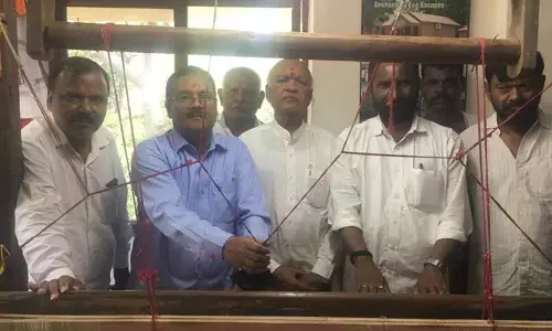 కొండగట్టు అంజన్నకు పోచంపల్లి చేనేత వస్త్రాలు..