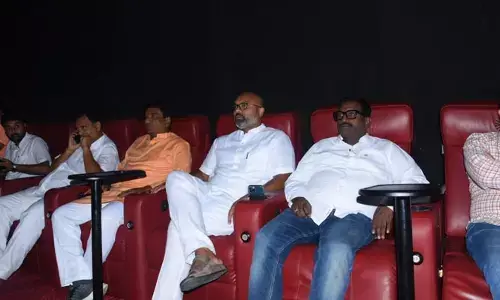 ది కేరళ స్టోరీ సినిమాను వీక్షించిన నిజామాబాద్ ఎంపీ..