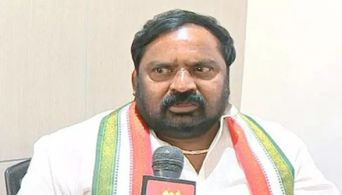 తెలంగాణలో మంత్రి తలసాని ఒక్కడే యాదవుడా..? అంజన్ కుమార్ యాదవ్ ఫైర్ తెలంగాణలో మంత్రి తలసాని ఒక్కడే యాదవుడా..? అంజన్ కుమార్ యాదవ్ ఫైర్