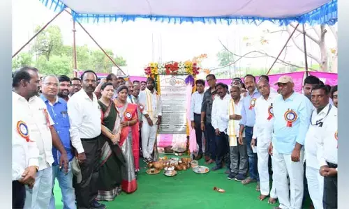 మహబూబ్ నగర్ అభివృద్ధికి ఉద్యోగుల సహకారం ఎంతో అవసరం.. మంత్రి శ్రీనివాస్ గౌడ్