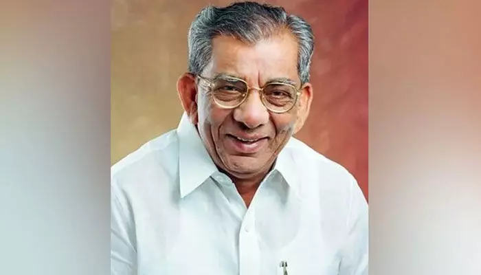 కర్ణాటక ఎన్నికల్లో 92 ఏళ్ల వృద్ధుడు రికార్డ్.. వరుసగా నాలుగోసారి విజయం కర్ణాటక ఎన్నికల్లో 92 ఏళ్ల వృద్ధుడు రికార్డ్.. వరుసగా నాలుగోసారి విజయం