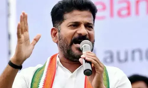 ‘మోడీ, కేసీఆర్‌లను కన్నడ ప్రజలు రిజెక్ట్ చేశారు’