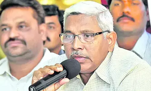బెదిరించి జేపీఎస్‌ల సమ్మెను విరామయింపజేశారు!