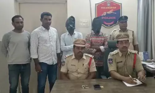 రోల్డ్ గోల్డ్ చైన్, సెల్ ఫోన్ ను దొంగిలించిన ఇద్దరి అరెస్టు
